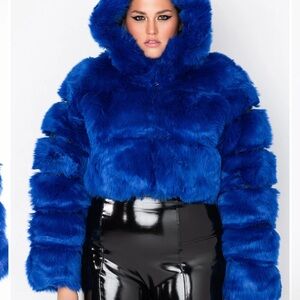 AKIRA Gracelle Faux Fur Cropped Jacket